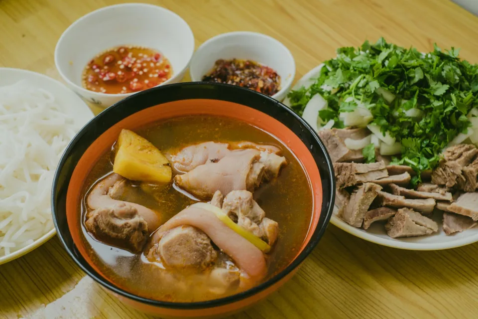 Đồ uống & món ăn kèm